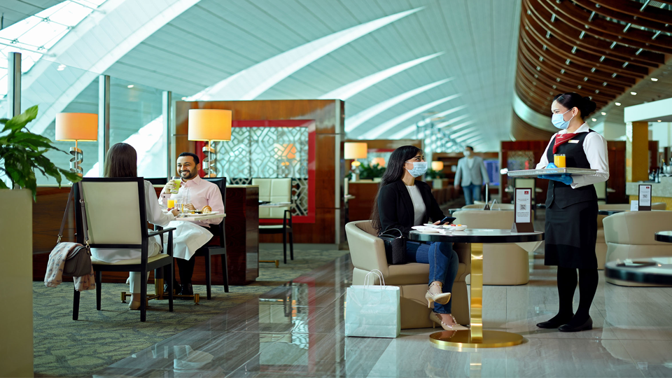Emirates to enhance lounge services across its network