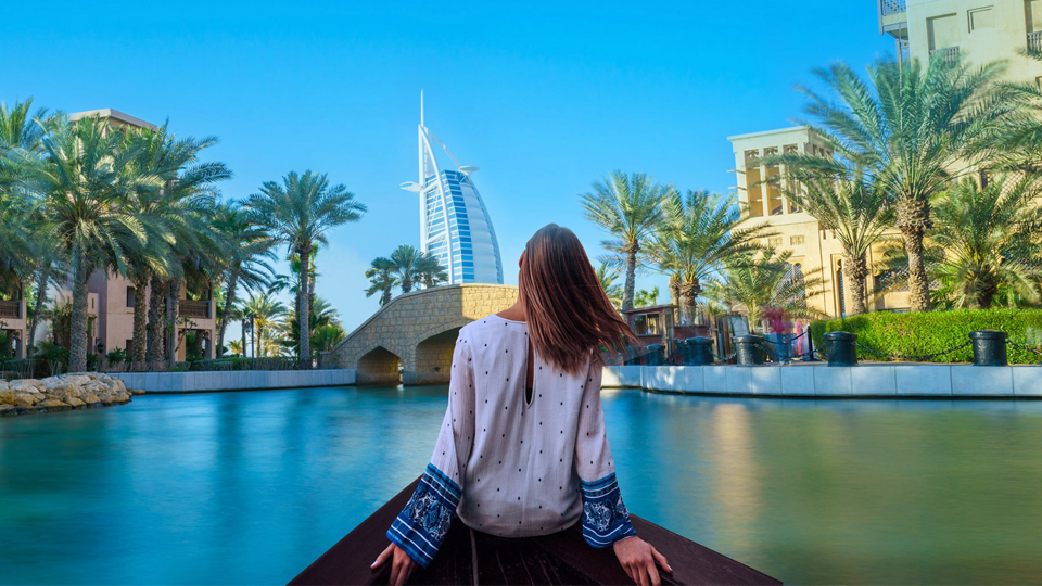 Complimentary Dubai Marina Cruise for Emirates passengers