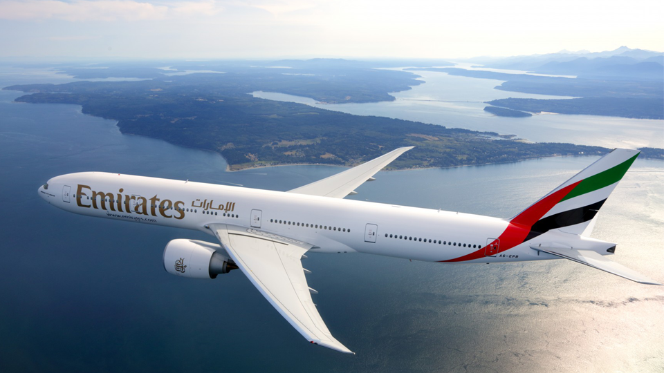 Emirates operates additional flight to London Gatwick