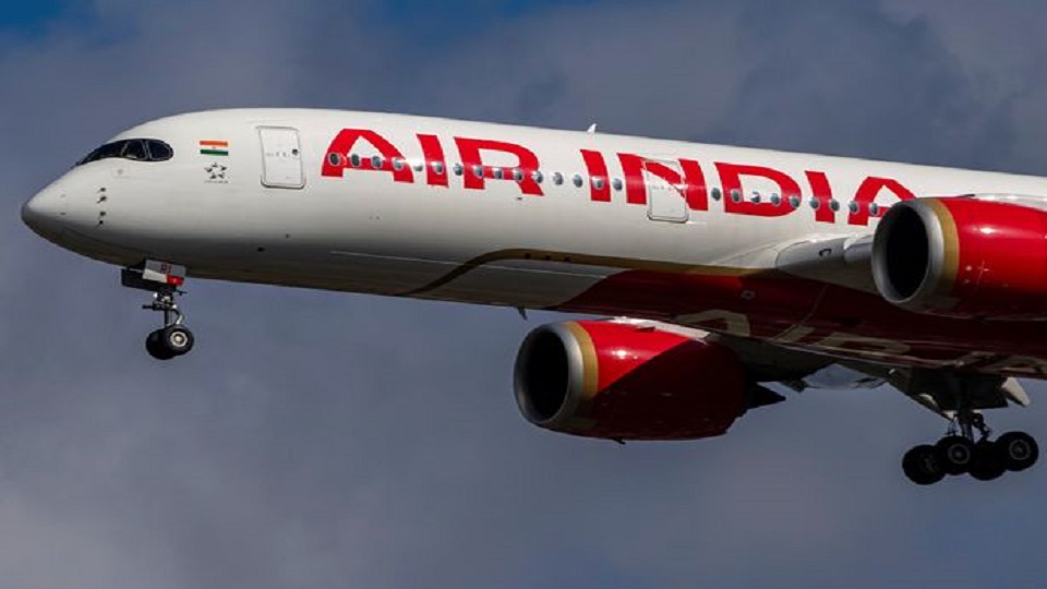 Air India flight lands safely in UK