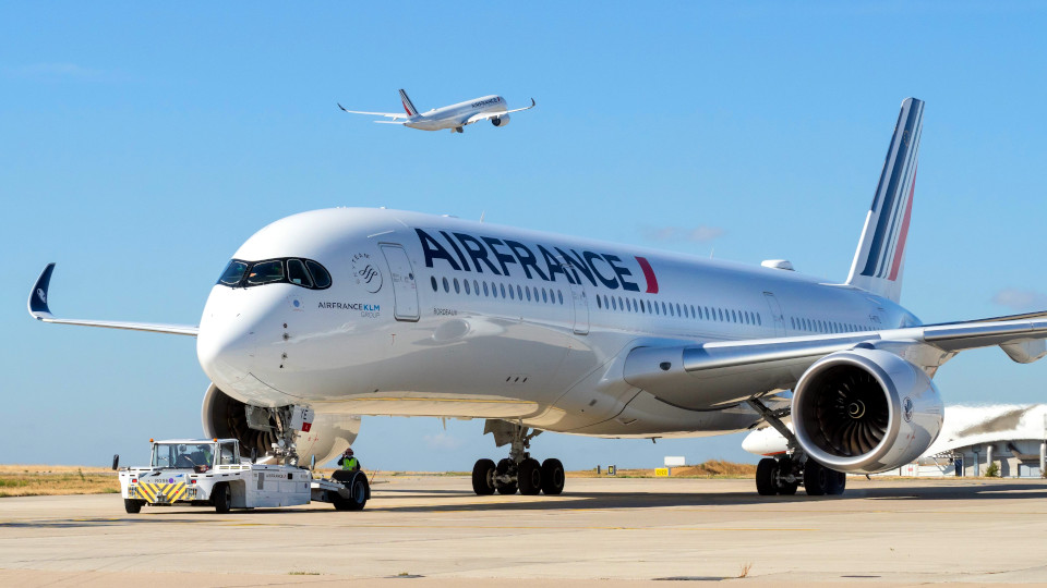 Air France A350 accidentally enters military zone at Abidjan Airport
