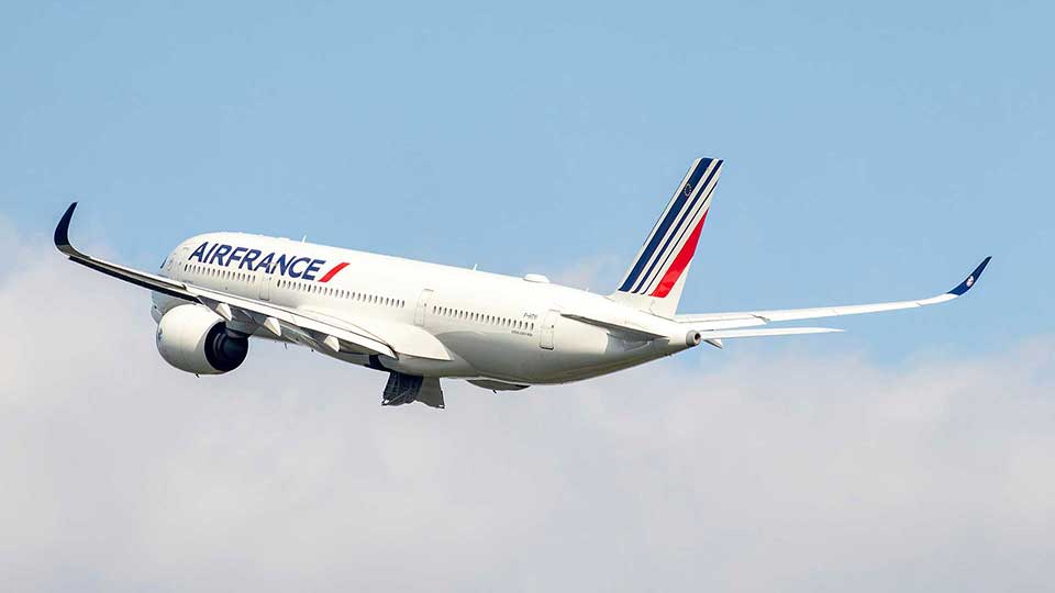 Air France suspends flights to Tel Aviv, Beirut