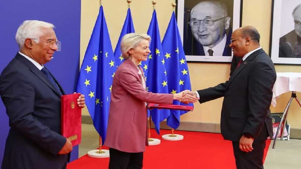Bangladesh envoy submits credentials to EU leaders