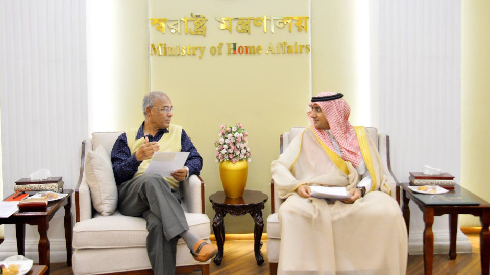 Bangladesh, Saudi Arabia discuss progress on issuing passports to Rohingyas living in kingdom