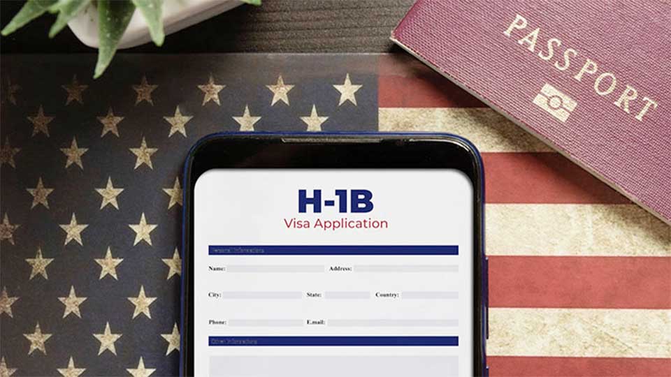 এইচ-১বি ভিসা বাতিলে বিল যুক্তরাষ্ট্রের পার্লামেন্টে