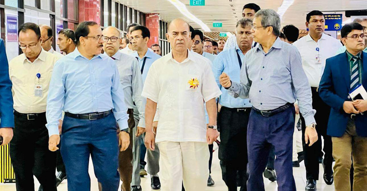 বিমানবন্দরে জমে থাকা কার্গো দ্রুত খালি করার নির্দেশ