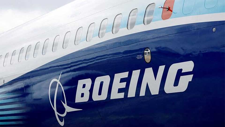 Boeing reports smaller Q2 loss
