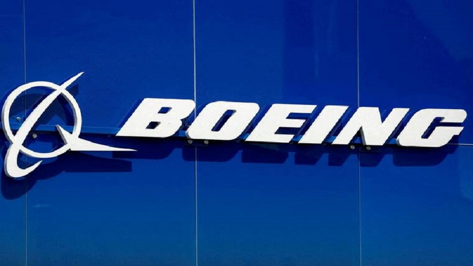 Boeing gets record order from Qatar Airways