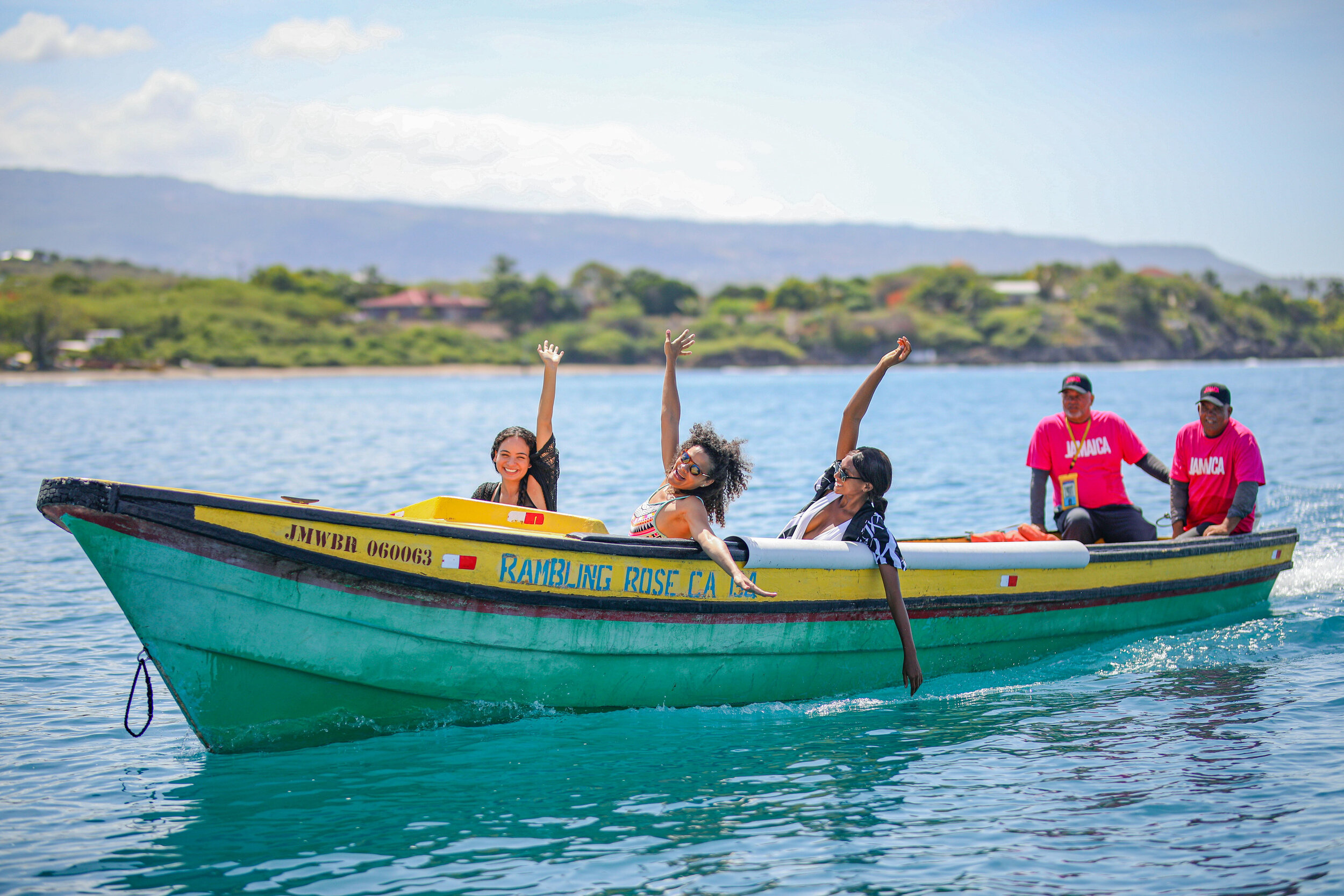 Canada, Jamaica agree MOU to strengthen tourism