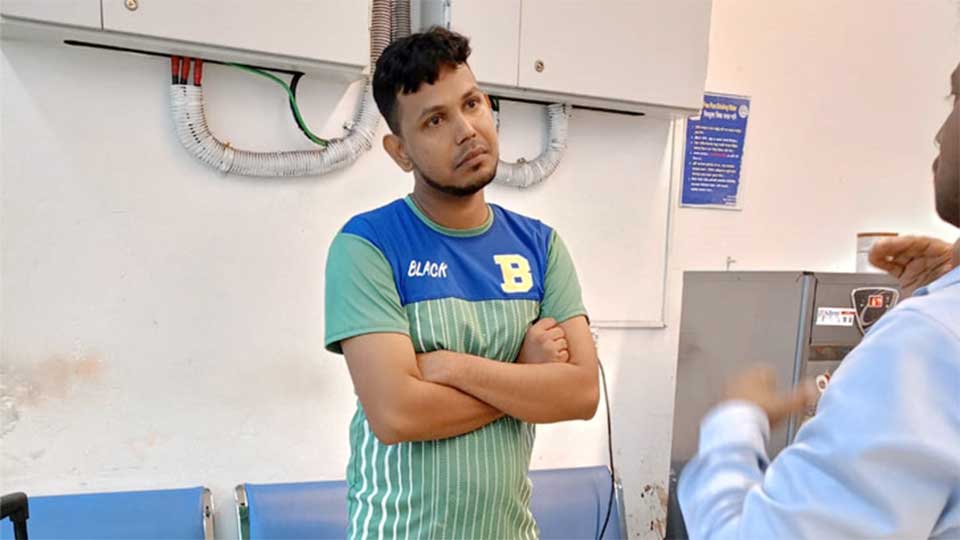 শাহজালালে যাত্রীর অস্বাভাবিক আচরণ : বেবিচকের বিবৃতি