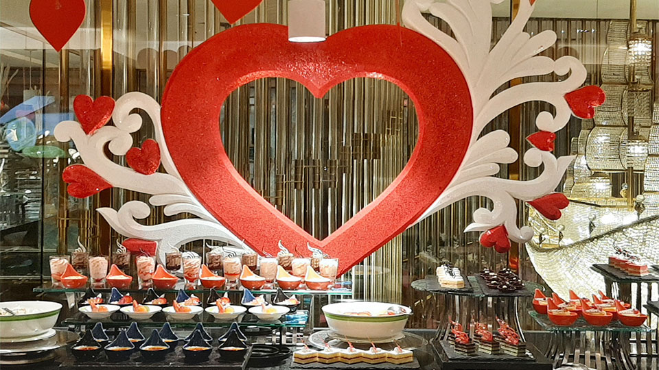 Celebrate Valentine’s Day at Holiday Inn Dhaka City Centre