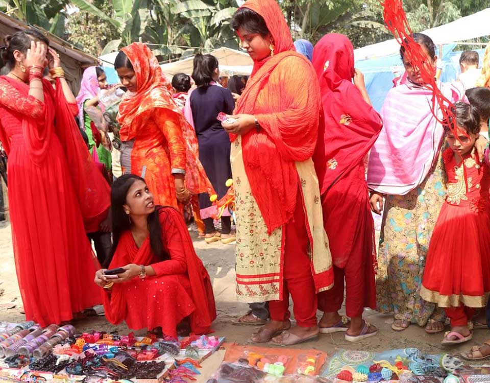 ইছামতি তীরে শতবর্ষী 'বউ' মেলা অনুষ্ঠিত