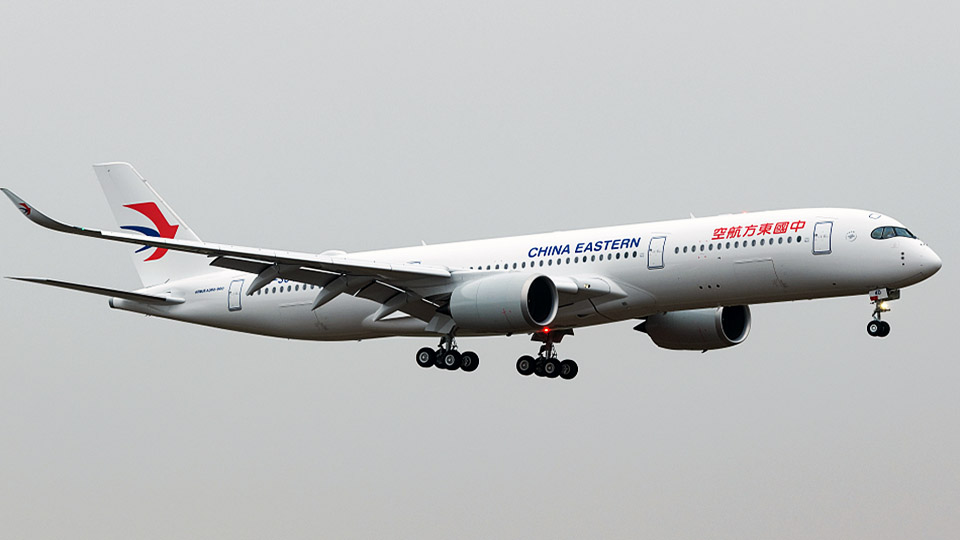 China Eastern plane with 133 crashes in China, casualties unknown