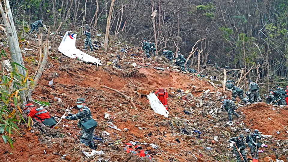 Boeing 737 crash in China concerns global, Bangladeshi airlines