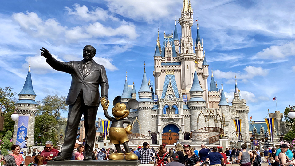 US Disneyland, resorts lift mask requirements for vaccinated guests
