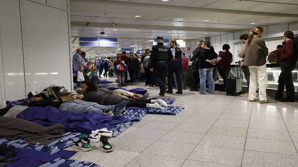 Drone disrupts air traffic at German airport