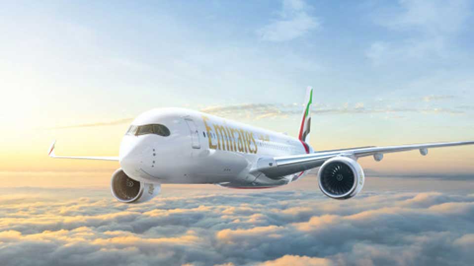Emirates to add fourth daily flight to London Gatwick