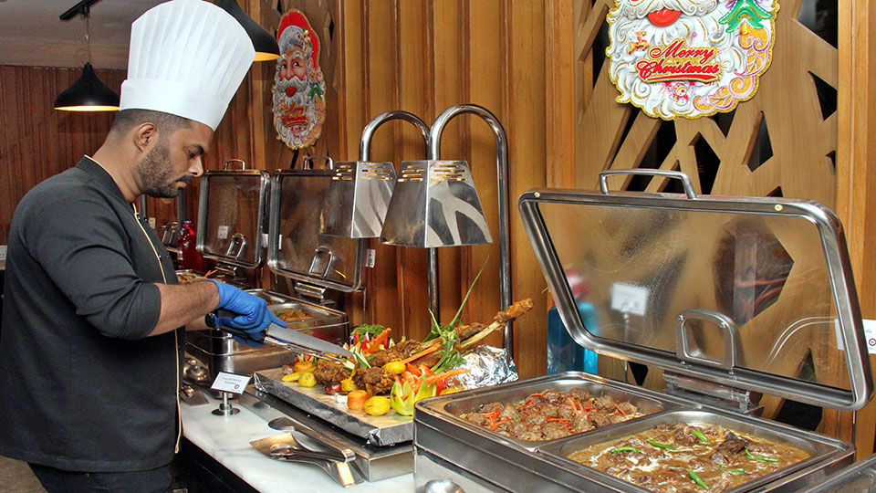 Enjoy Dhakaia Food Festival 2024 at Golden Tulip The Grandmark-Dhaka