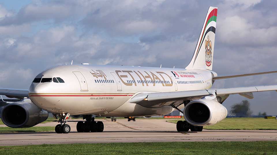 Etihad Airways mulls public listing, says report