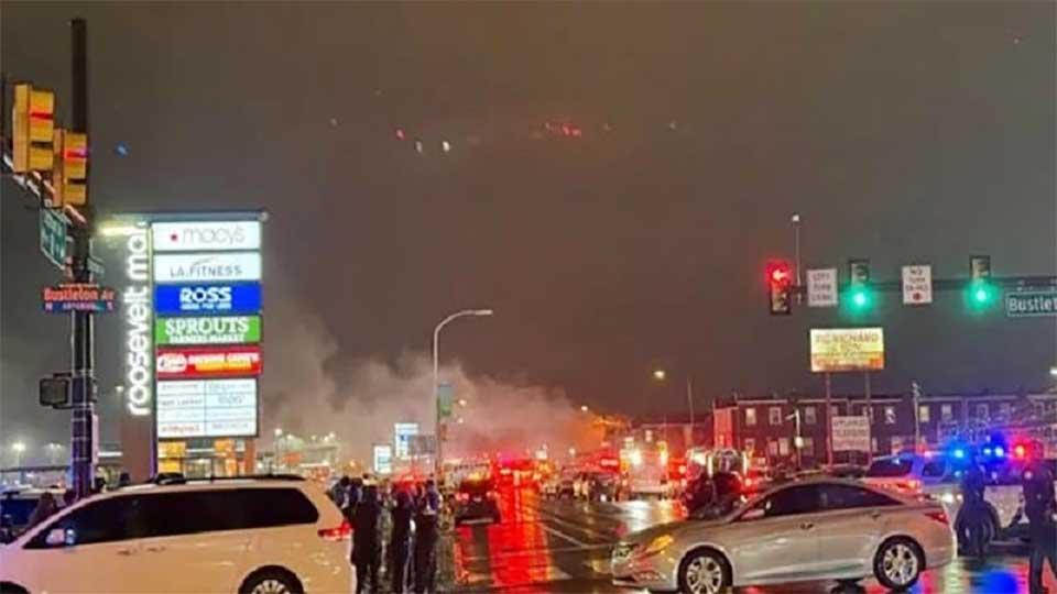 Executive Jet crashes in Philadelphia