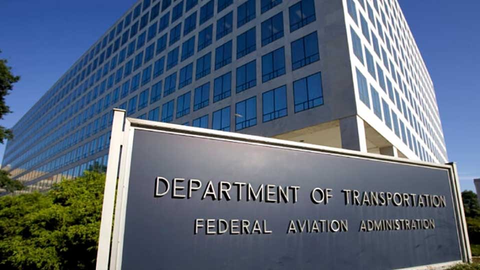FAA says unruly passenger incidents remain high