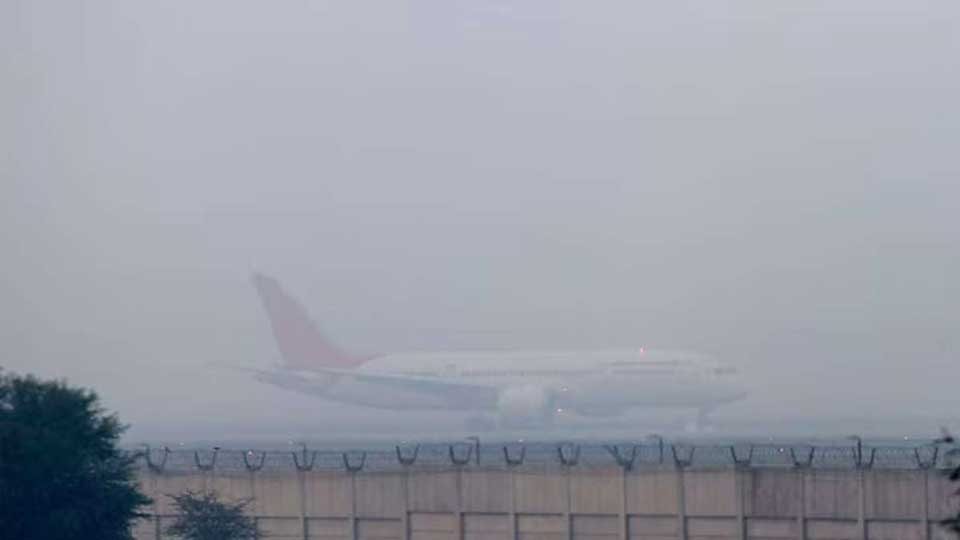 Flight operations affected at Delhi airport due to heavy fog