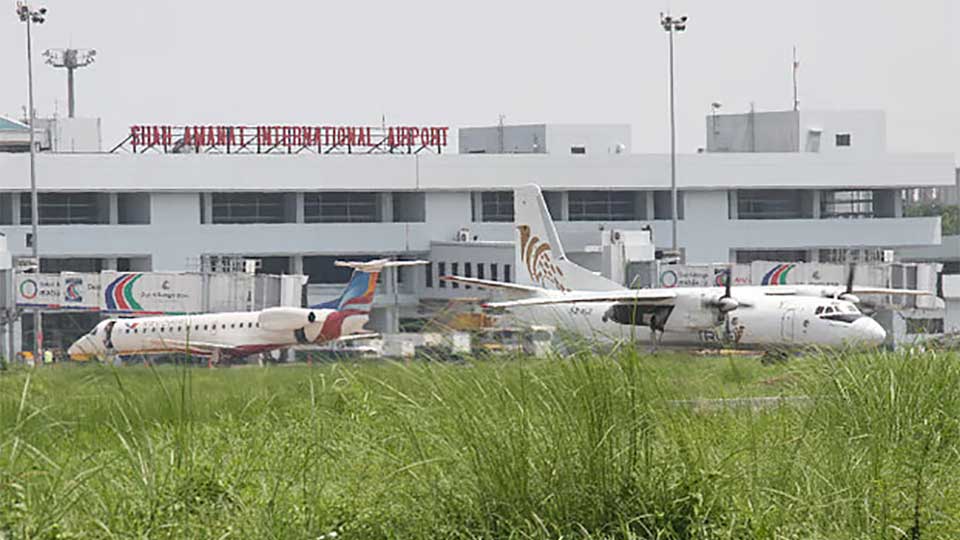 রানওয়েতে শিয়াল, চট্টগ্রামে আকাশপথ বন্ধ ছিলো ২৬ মিনিট