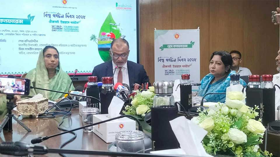 এভিয়েশন সেক্টরে প্রতারণার কাঠামো তৈরি হয়েছে : উপদেষ্টা