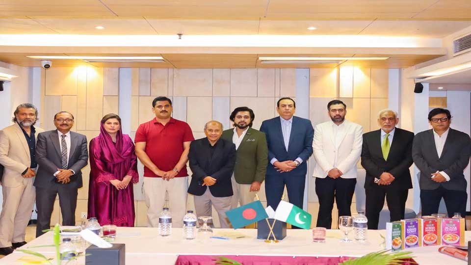 Golden Tulip holds meeting with FPCCI