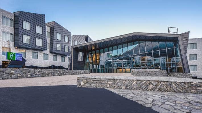 Holiday Inn Express opens in Auckland city