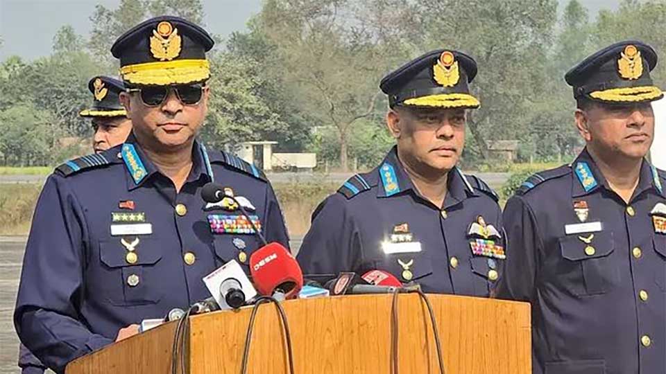 বরাদ্দ পাওয়ামাত্রই বগুড়া বিমানবন্দরের কাজ শুরু - বিমানবাহিনী প্রধান