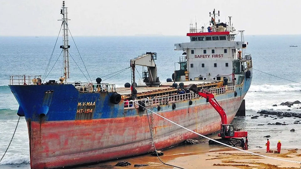 India’s Tenneti Park turns into tourist hub thanks to stranded Bangladeshi vessel