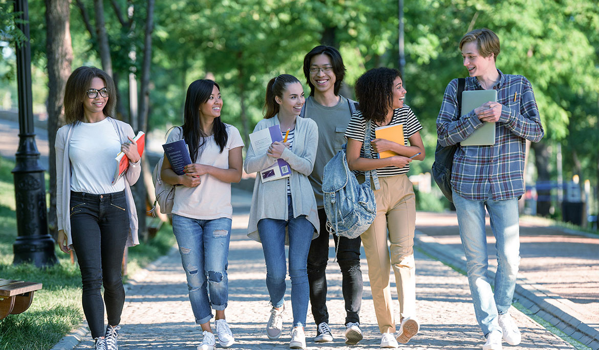 Int’l students moving away from Australia, Canada, UK over new policies