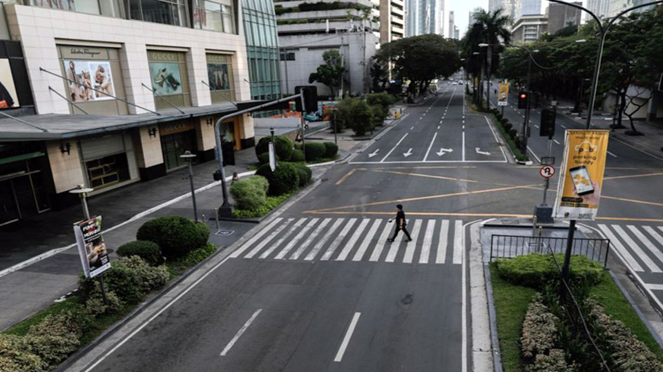 Manila to re-impose strict lockdown over delta variant concerns