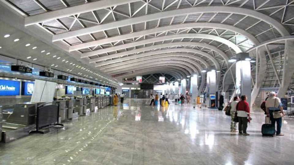Mumbai airport announces flight schedule for summer