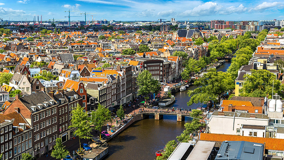 Netherlands removes quarantine requirement for travellers