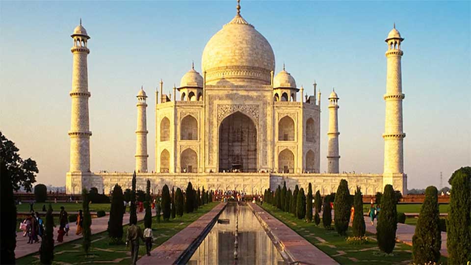 ভারতে বাংলাদেশি পর্যটকের সংখ্যা তলানিতে