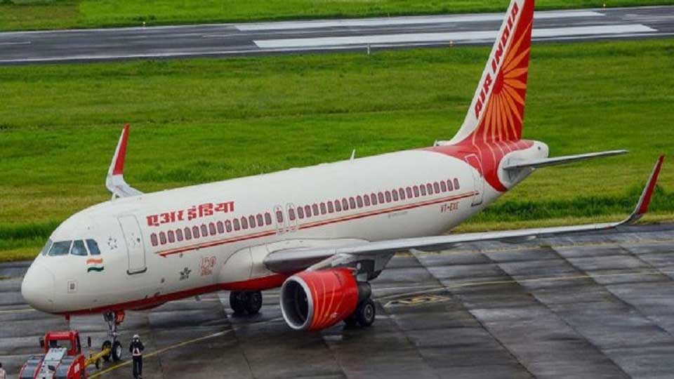 Passengers deplaned from Air India flight at Delhi airport