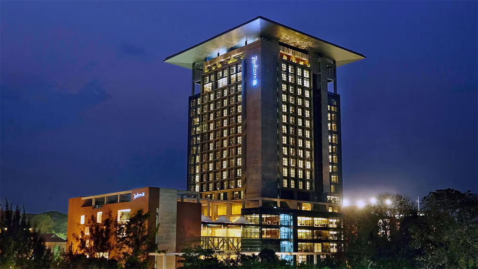 Radisson Blu Chattogram launches new summer campaign