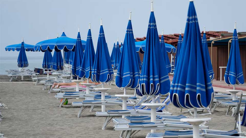 Rising prices hit Italy’s private beaches