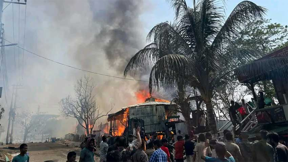 সাজেকের আগুন নিয়ন্ত্রণে