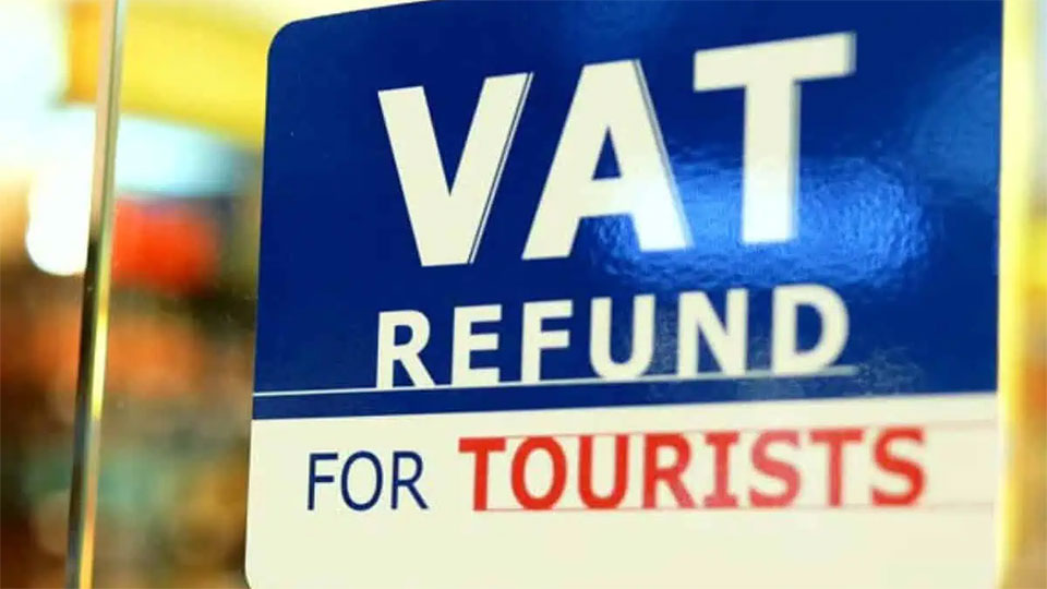Saudi Arabia offering tourists VAT refunds from 2025