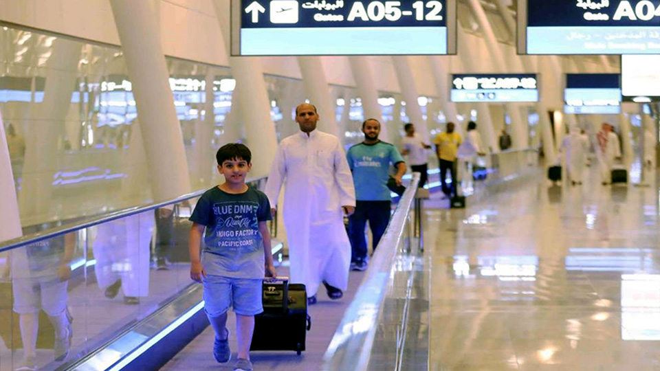 Saudi Arabia cuts airport charges to encourage more air travel