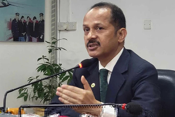 ভিন্নতা প্রয়োজন, এয়ারবাস কিনতে চায় বিমান