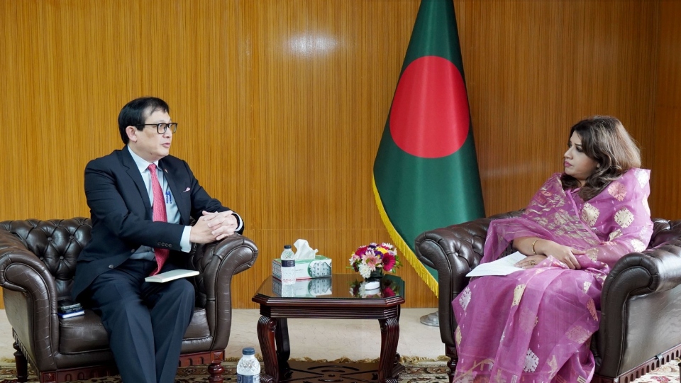 Singapore signals new job opportunities for Bangladeshi workers