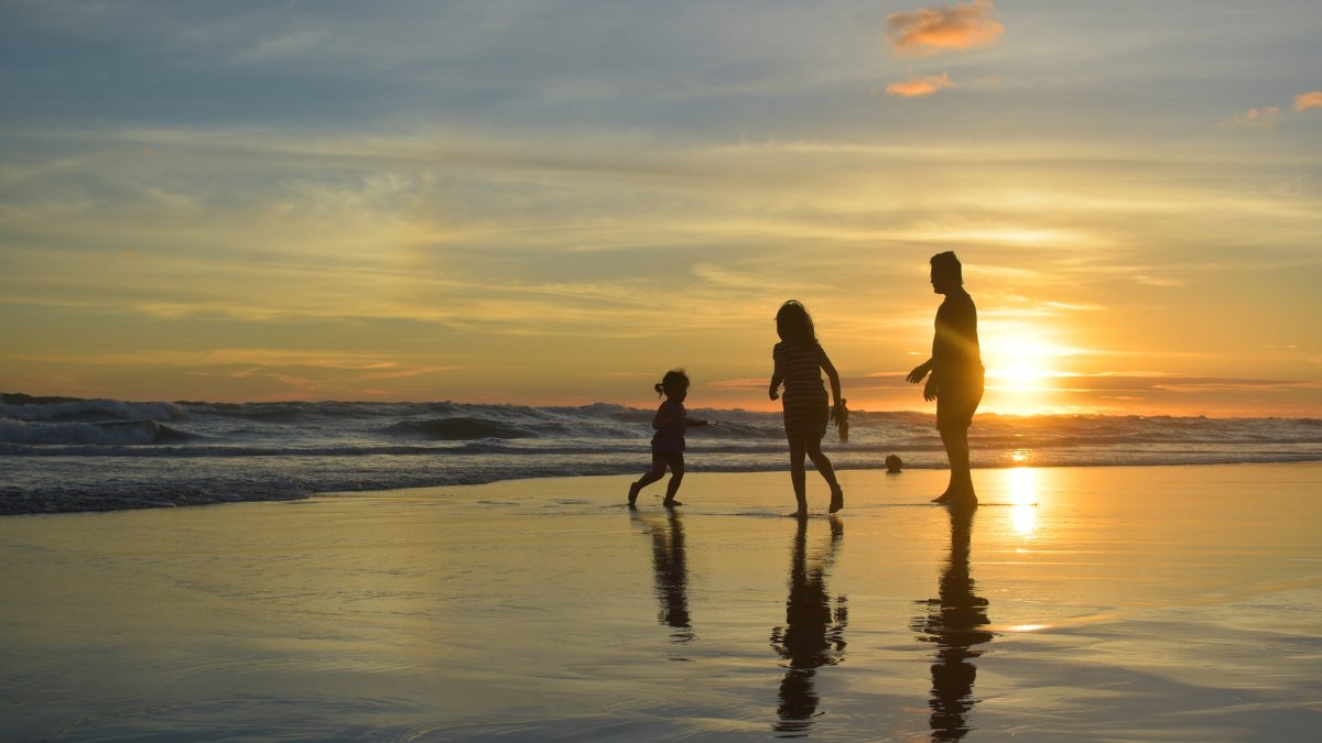 Spain eases travel rules for unvaccinated children