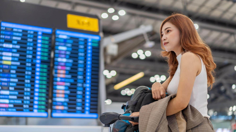 Thailand raises international air traveler fee to 25 baht from February 1