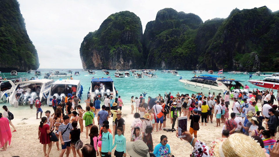 Thailand eases entry rules