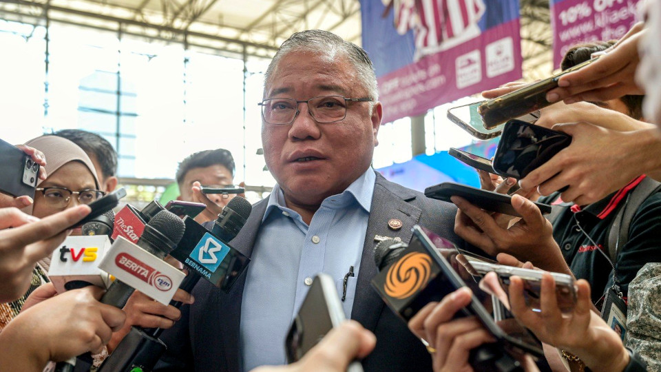 Tourism transport dual-licensing system in Malaysia nears final approval