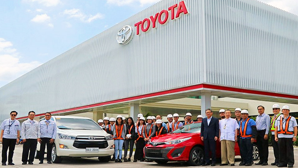 Toyota embraces record full-year net profit
